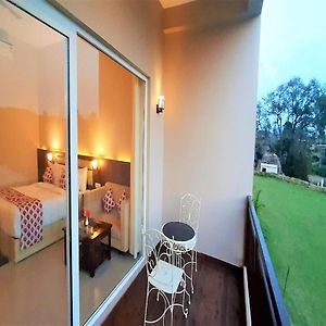 Premium Room Pool Garden View